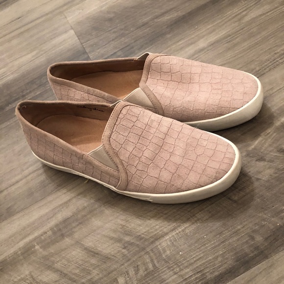Joie women’s slip on sneakers - Picture 4 of 4